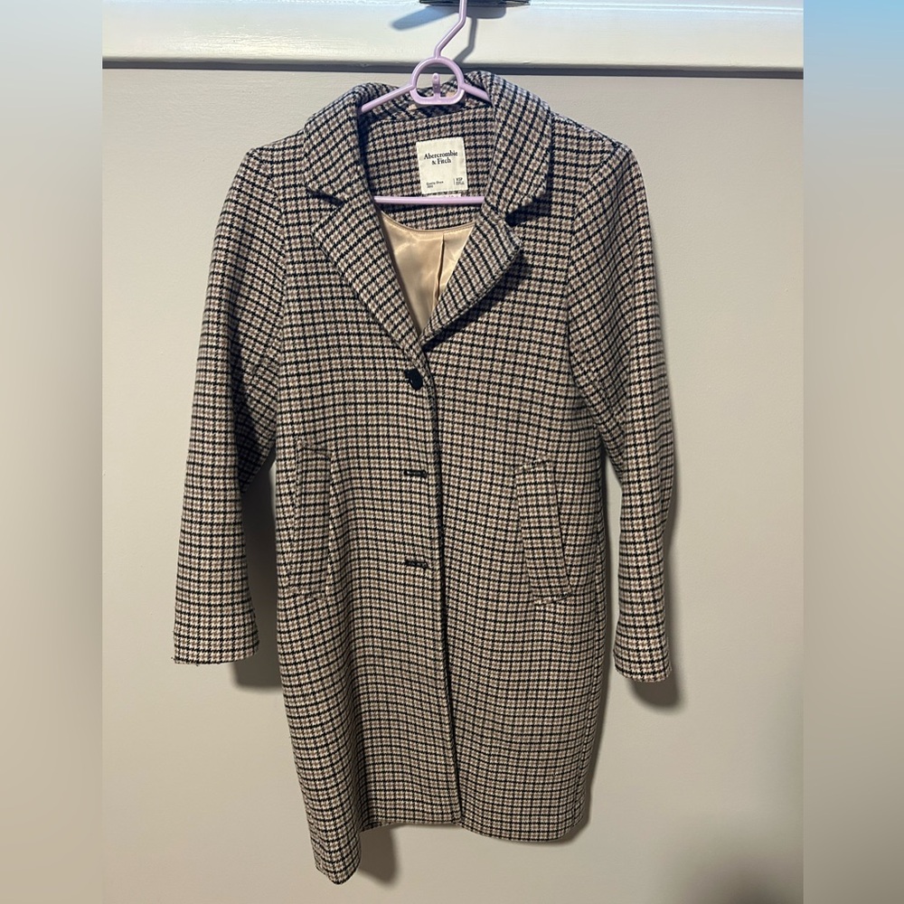 Abercrombie & Fitch Black and Cream Checkered Blazer